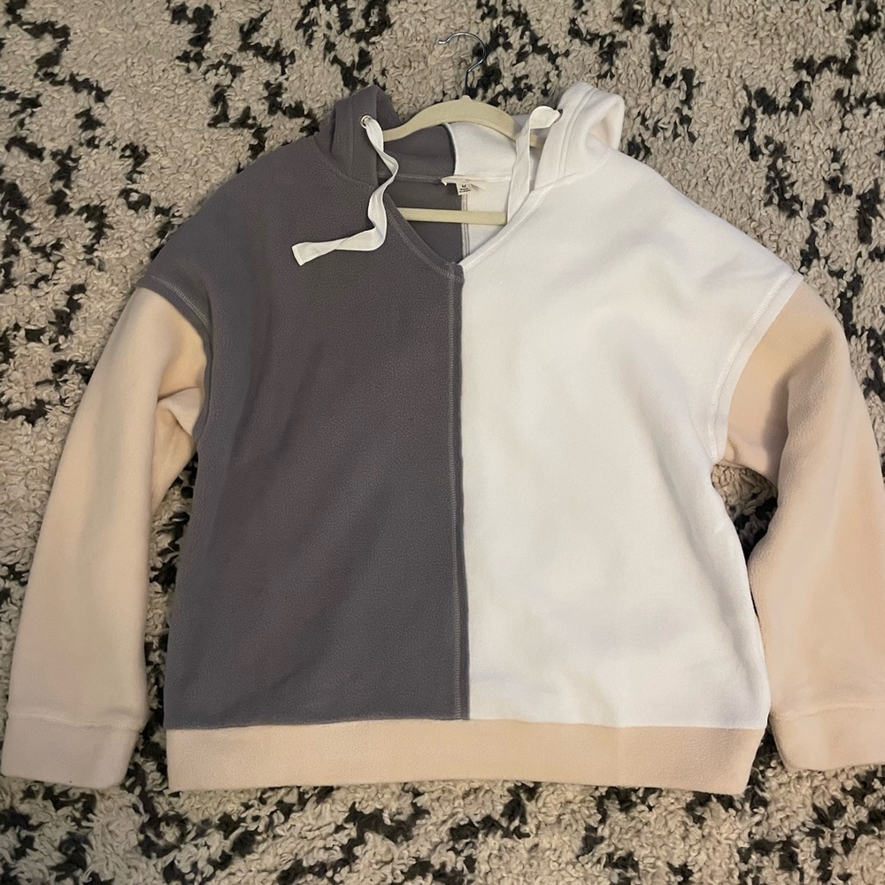 Color block fleece sweatshirt